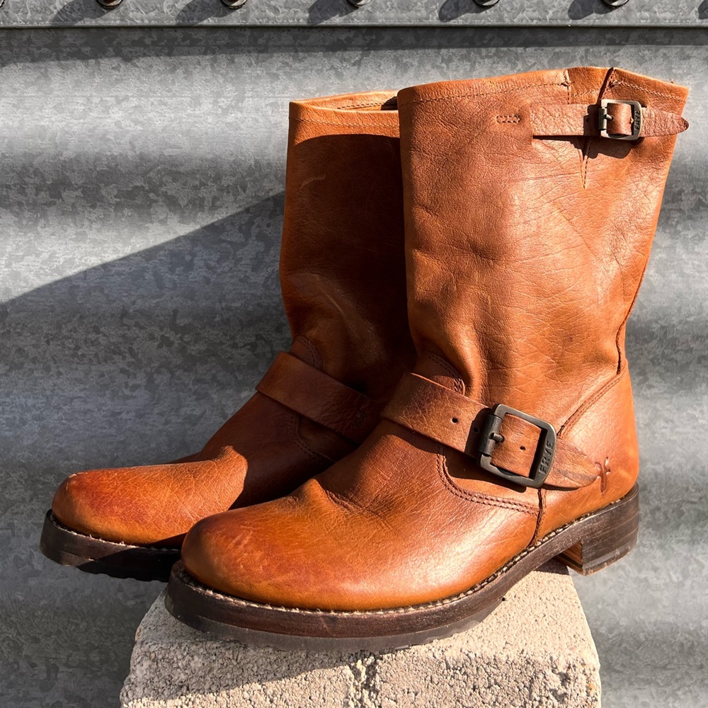 Frye caramel brown leather boots sz 7.5
